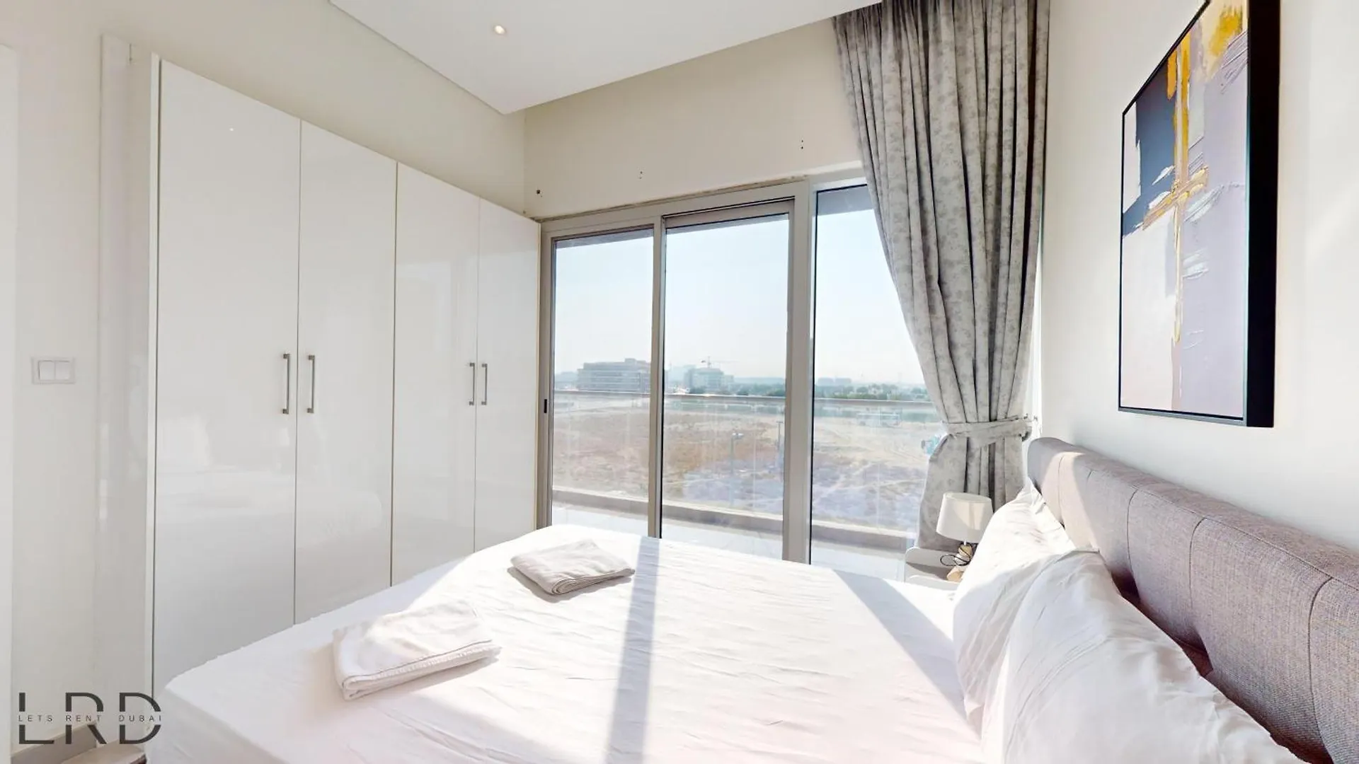 Elegant & Modern 1Br Apartment Dubai