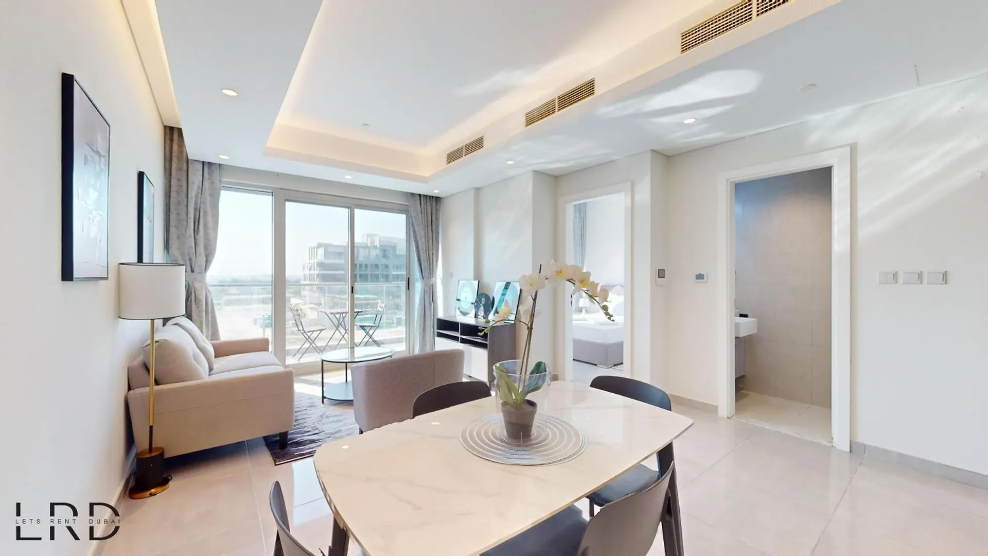 Elegant & Modern 1Br Apartment Dubai